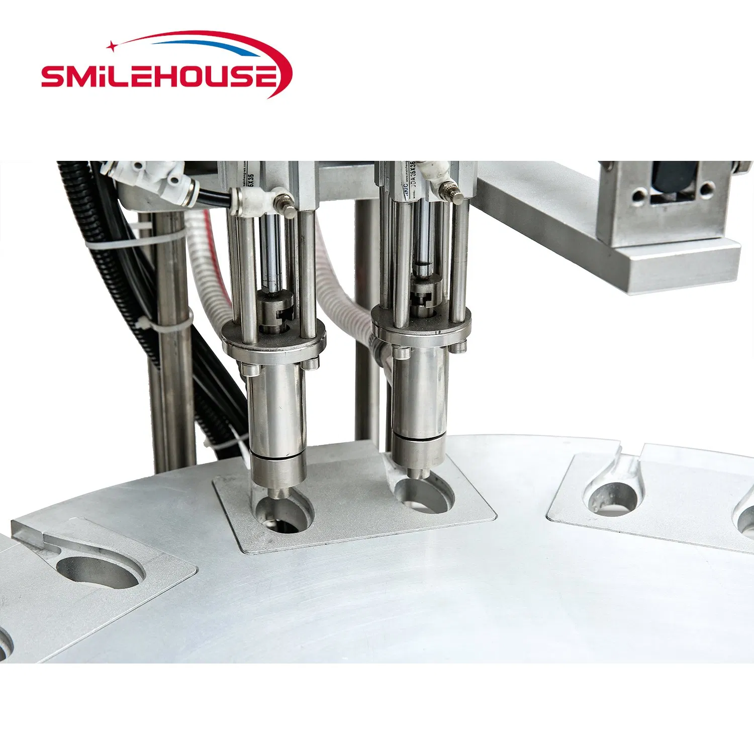 Automatic Jelly Yogurt Ice Cream Juice Sugar Honey Rotary Cup Discal Filling Capping Sealing Machine